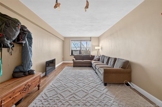 142-21 26th Avenue 5D, Flushing, NY 11354