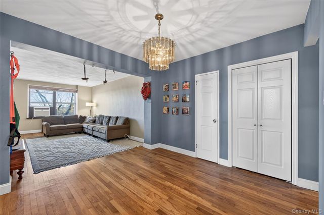 142-21 26th Avenue 5D, Flushing, NY 11354