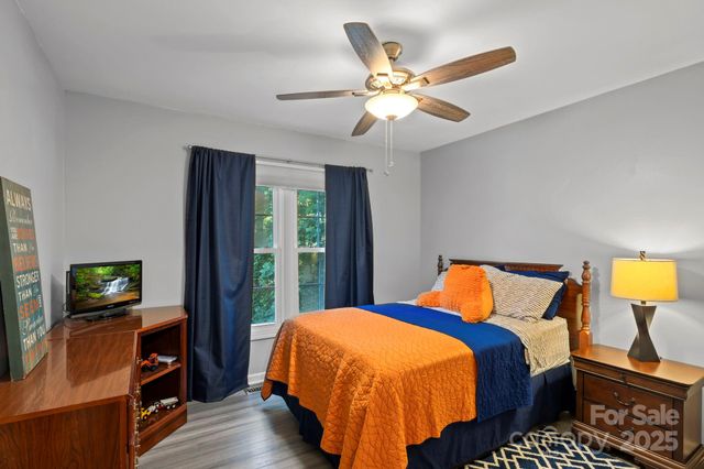 741 Zelda Court, Hendersonville, NC 28792