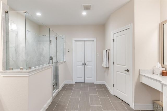 1613 Water Oak Point Drive, Houston, TX 77055
