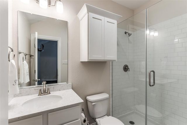 1613 Water Oak Point Drive, Houston, TX 77055