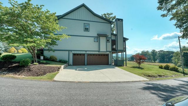 31 Elf School Lane, Hayesville, NC 28904