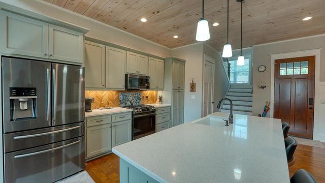 31 Elf School Lane, Hayesville, NC 28904