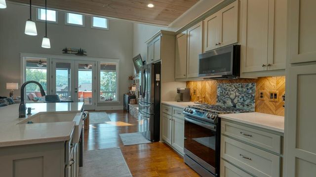 31 Elf School Lane, Hayesville, NC 28904