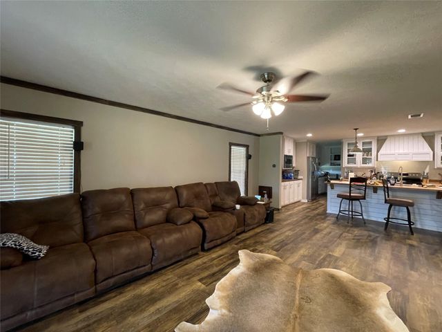 6086 Fm 1511, Centerville, TX 75833