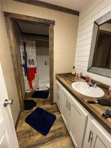 6086 Fm 1511, Centerville, TX 75833