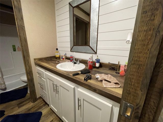 6086 Fm 1511, Centerville, TX 75833