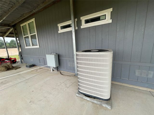 6086 Fm 1511, Centerville, TX 75833