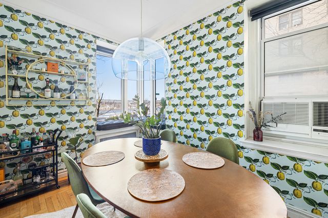 250 Cabrini Blvd Apt 1A, New York City, NY 10033
