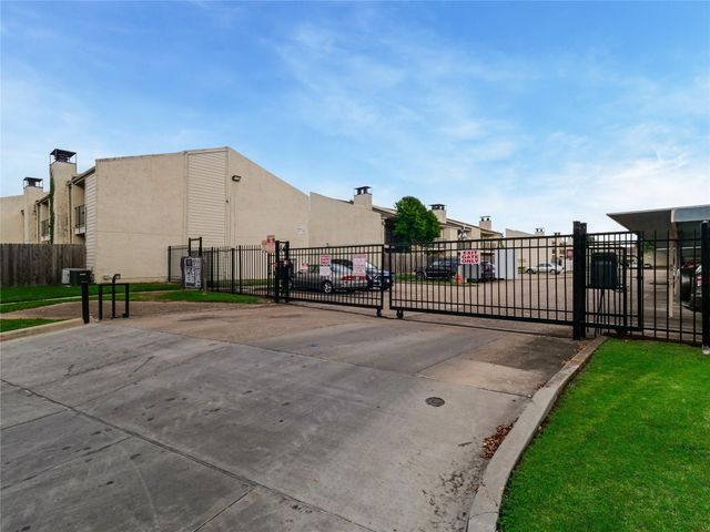 10075 Westpark Drive 9, Houston, TX 77042