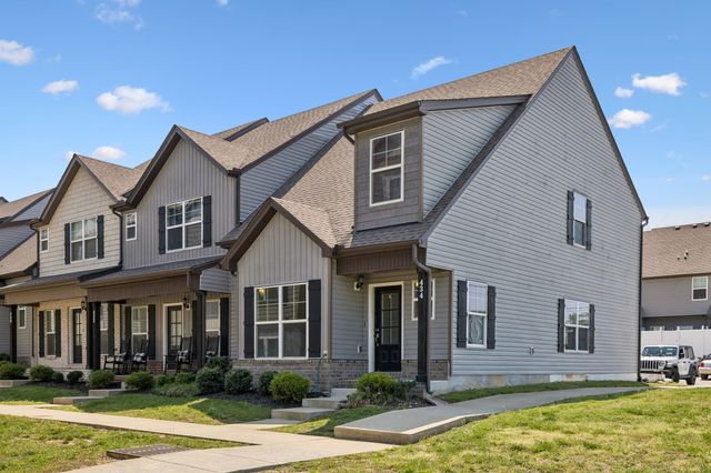 434 Rick McCormick Dr, La Vergne, TN 37086
