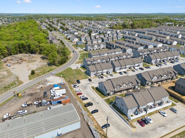 434 Rick McCormick Dr, La Vergne, TN 37086