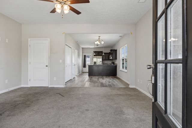 434 Rick McCormick Dr, La Vergne, TN 37086