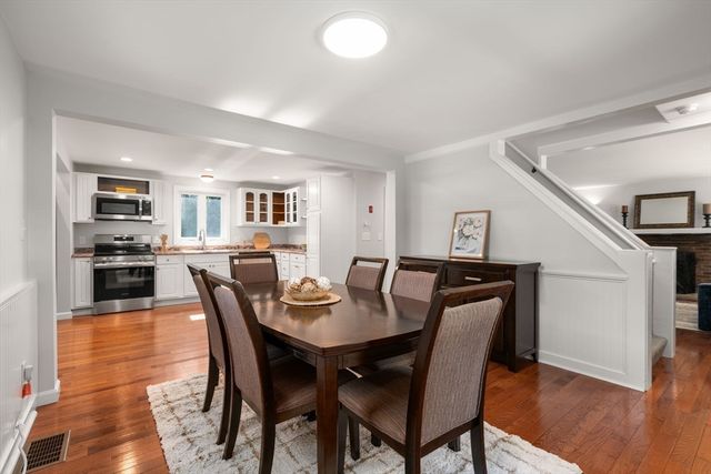 63 Conlyn Ave, Franklin, MA 02038