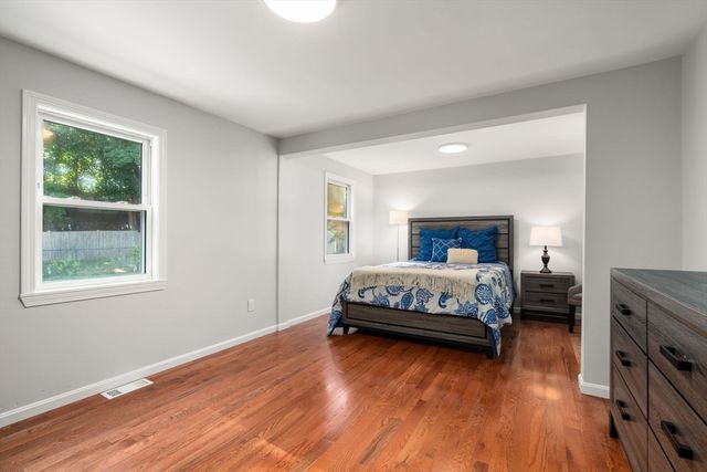 63 Conlyn Ave, Franklin, MA 02038