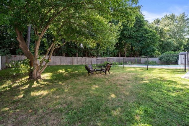 63 Conlyn Ave, Franklin, MA 02038