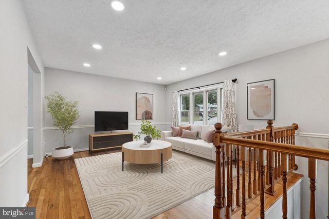 13612 KERRYDALE RD, Woodbridge, VA 22193