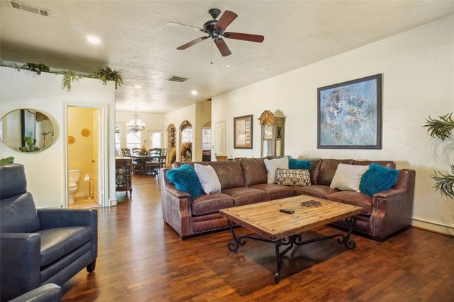 3350 W Highway 199, Springtown, TX 76082