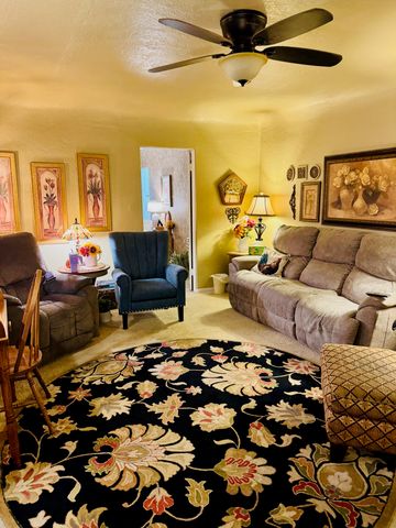 539 N Gem Street, Tulare, CA 93274