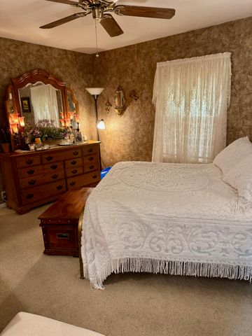 539 N Gem Street, Tulare, CA 93274