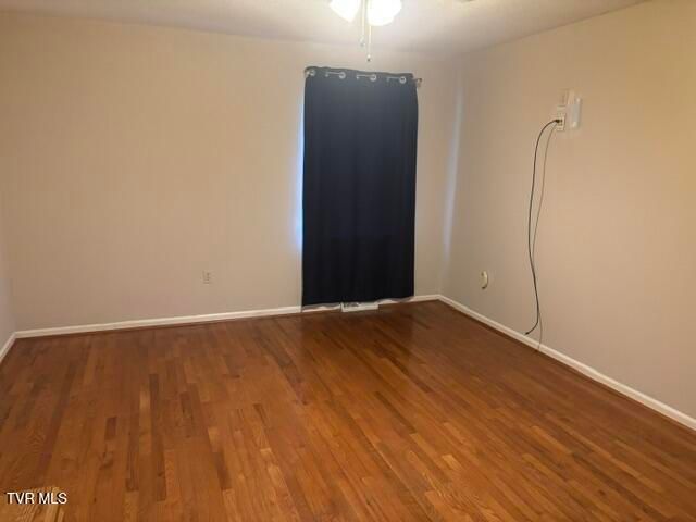 328 Lawndale Drive, Bristol, VA 24201