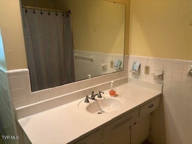 328 Lawndale Drive, Bristol, VA 24201