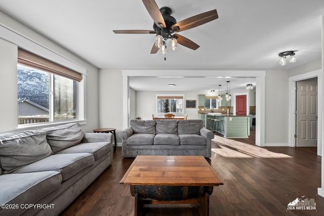 20514 Birch Crest Lane, Eagle River, AK 99577