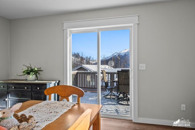 20514 Birch Crest Lane, Eagle River, AK 99577