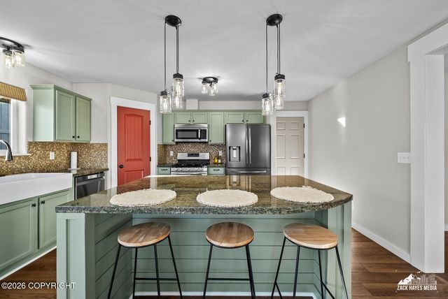 20514 Birch Crest Lane, Eagle River, AK 99577