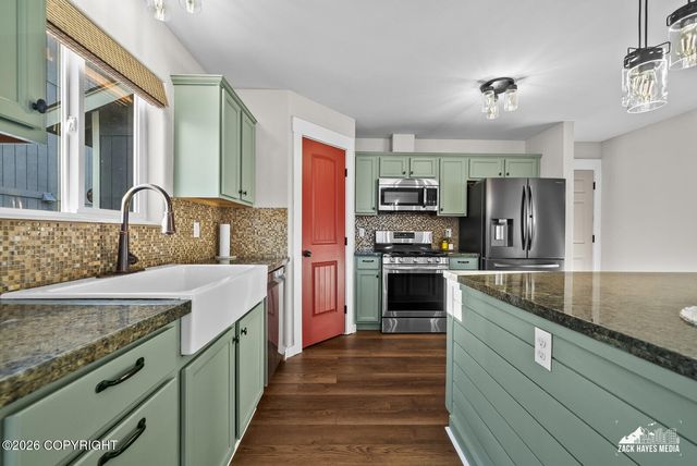 20514 Birch Crest Lane, Eagle River, AK 99577