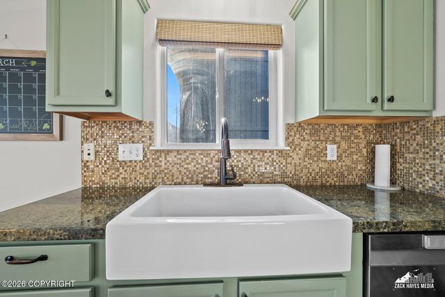 20514 Birch Crest Lane, Eagle River, AK 99577