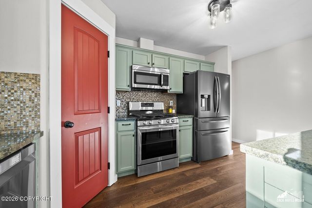 20514 Birch Crest Lane, Eagle River, AK 99577