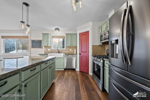 20514 Birch Crest Lane, Eagle River, AK 99577