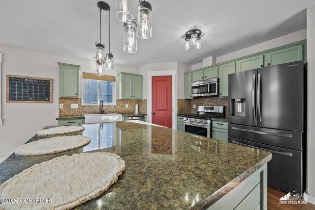 20514 Birch Crest Lane, Eagle River, AK 99577