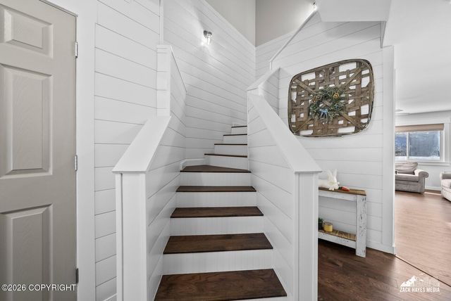 20514 Birch Crest Lane, Eagle River, AK 99577