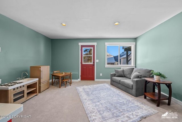 20514 Birch Crest Lane, Eagle River, AK 99577