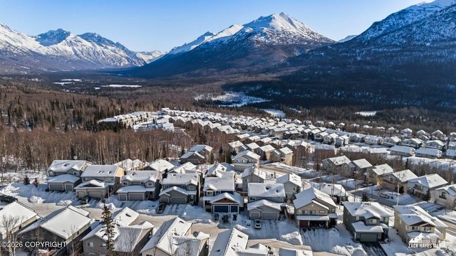 20514 Birch Crest Lane, Eagle River, AK 99577