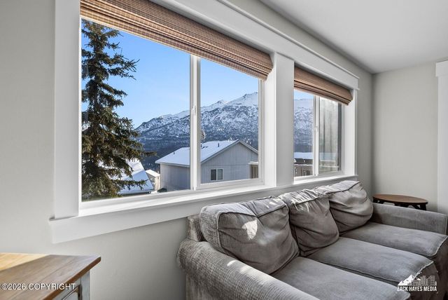 20514 Birch Crest Lane, Eagle River, AK 99577