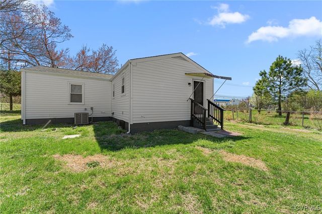 1713 Boydton Plank Rd, Petersburg, VA 23805