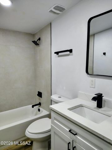 5525 S Alaska Drive, Tucson, AZ 85706