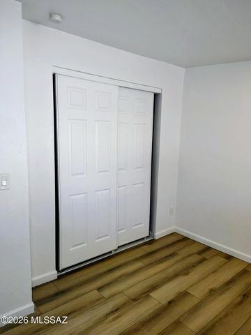 5525 S Alaska Drive, Tucson, AZ 85706