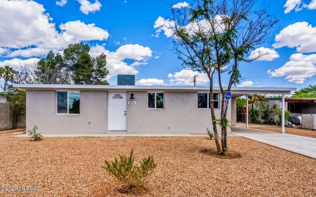 5525 S Alaska Drive, Tucson, AZ 85706