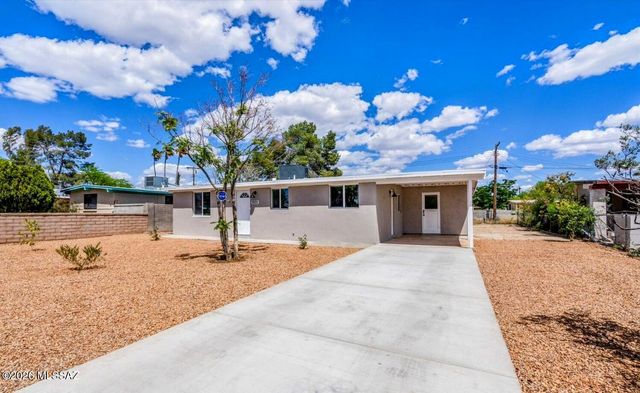 5525 S Alaska Drive, Tucson, AZ 85706