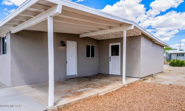 5525 S Alaska Drive, Tucson, AZ 85706