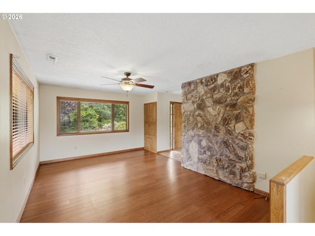 11767 Se WIESE Rd, Damascus, OR 97089