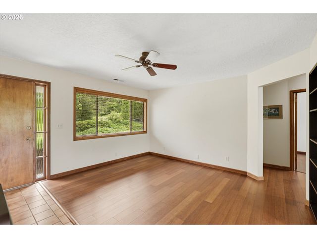 11767 Se WIESE Rd, Damascus, OR 97089