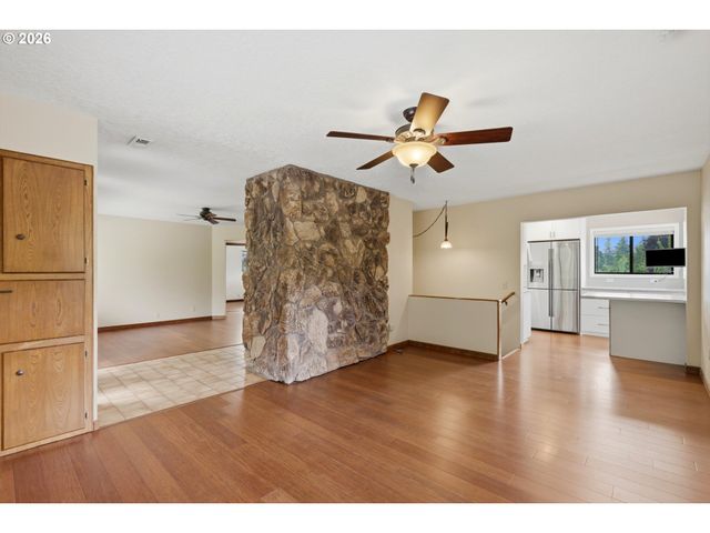 11767 Se WIESE Rd, Damascus, OR 97089