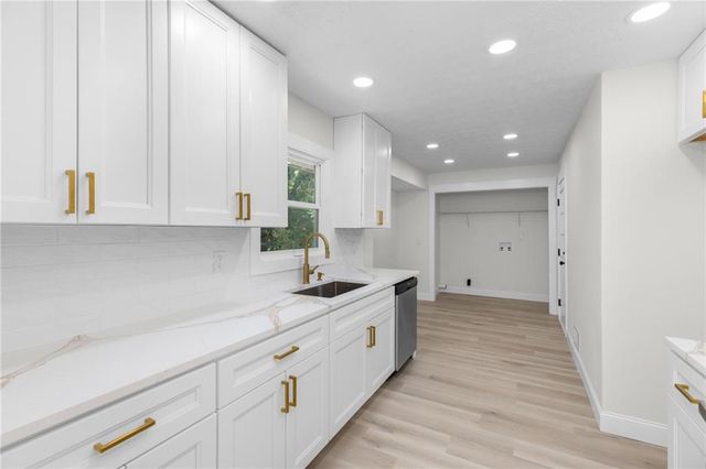 3214 Kimberly Woods Court SW, Lilburn, GA 30047
