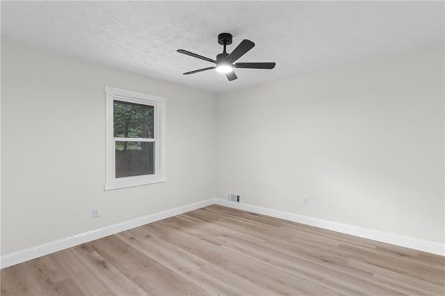 3214 Kimberly Woods Court SW, Lilburn, GA 30047