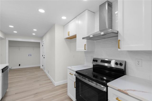 3214 Kimberly Woods Court SW, Lilburn, GA 30047